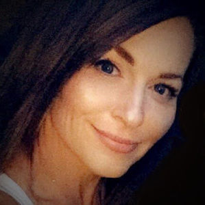 Meet your Posher, Suzanne